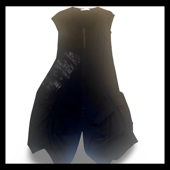 Black asymmetrical dress - Picture 1 of 15